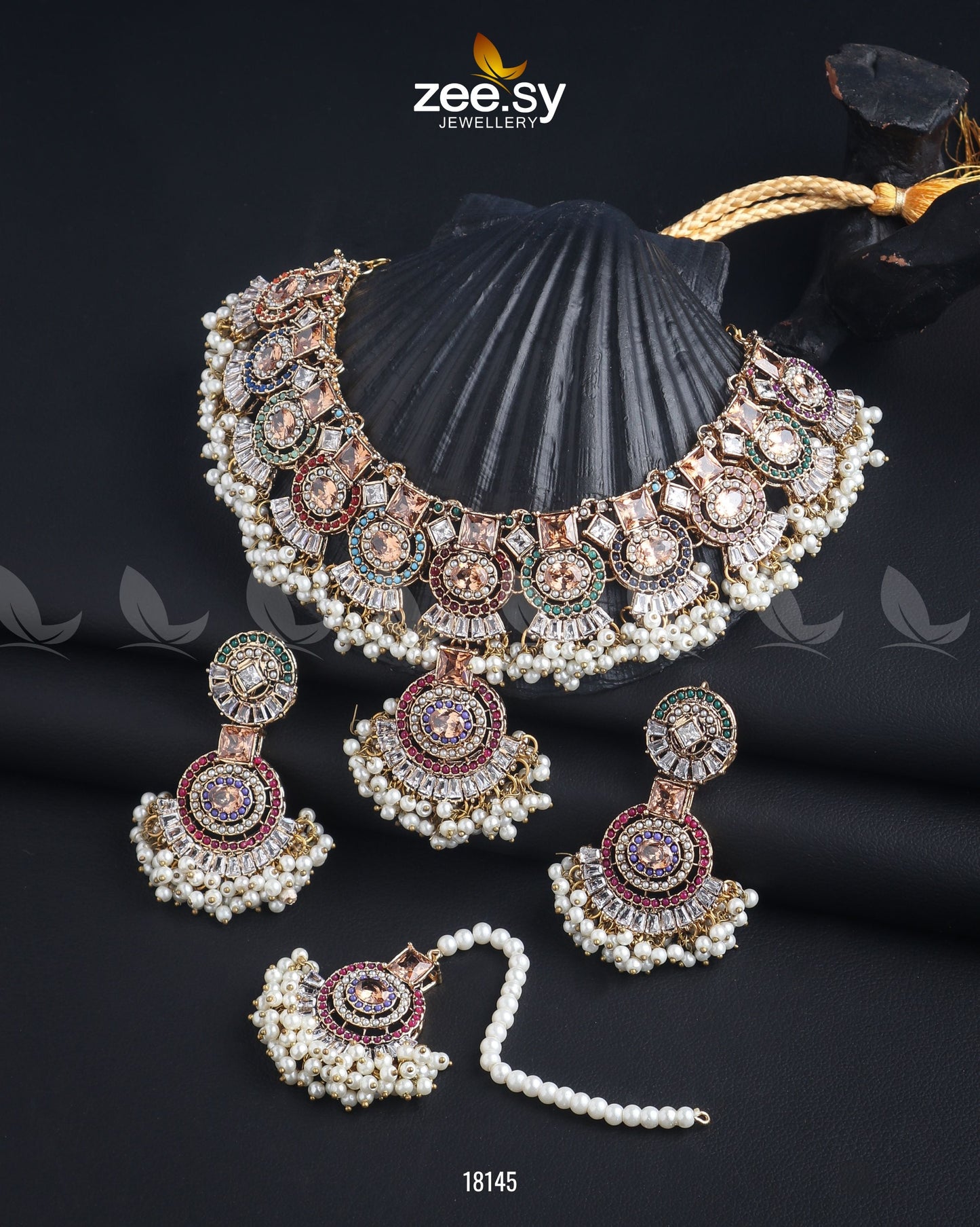 Anaya Necklace Set Golden Champagne