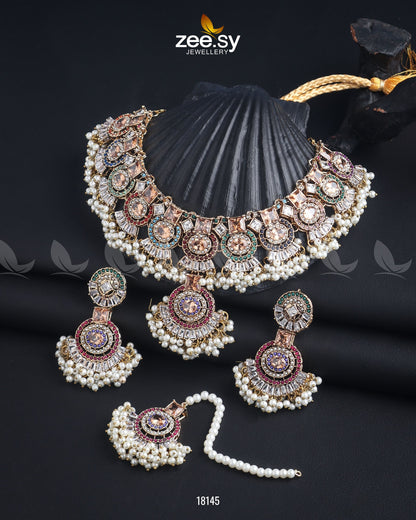 Anaya Necklace Set Golden Champagne