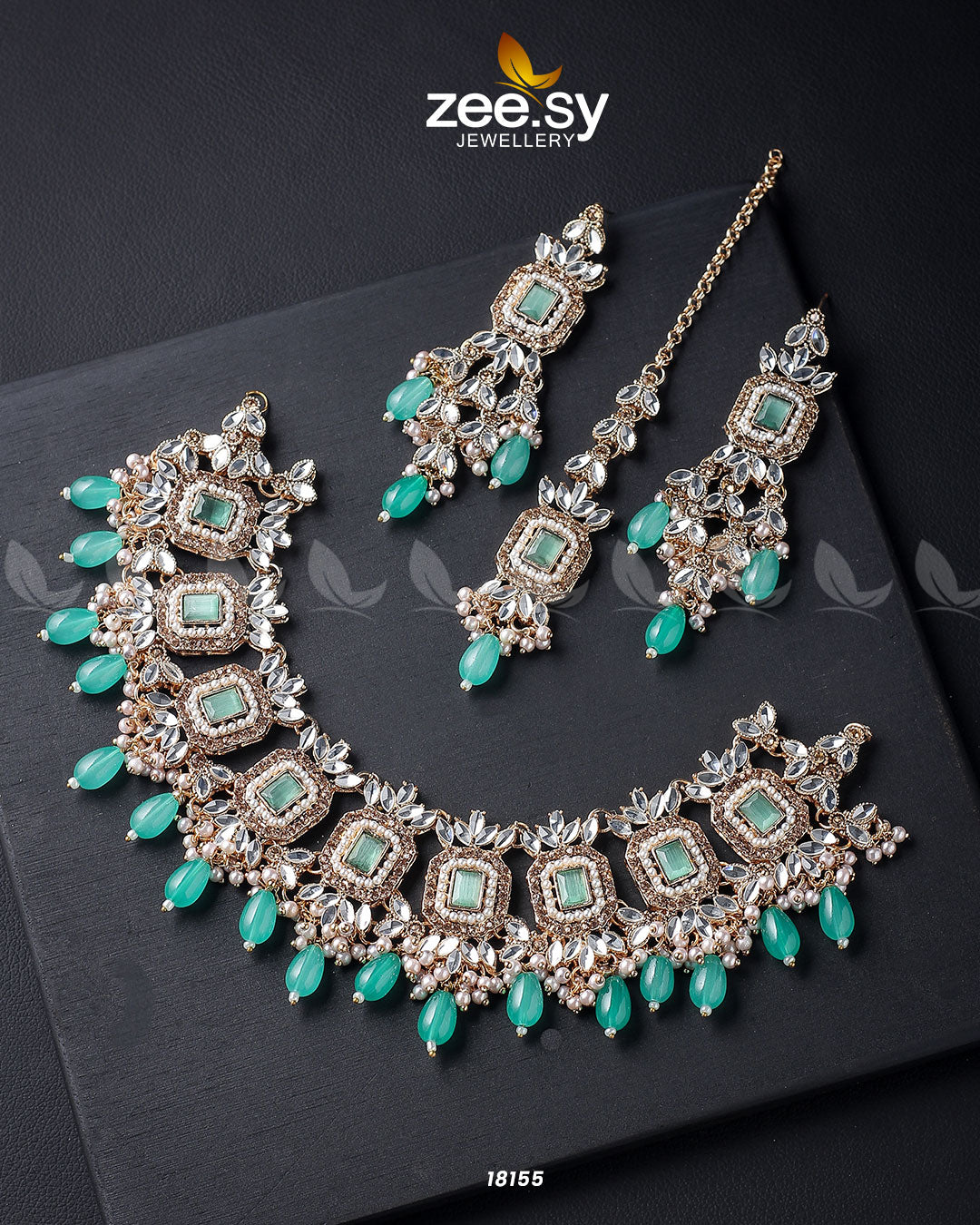 Stephanotis Necklace Set Golden Mint Green