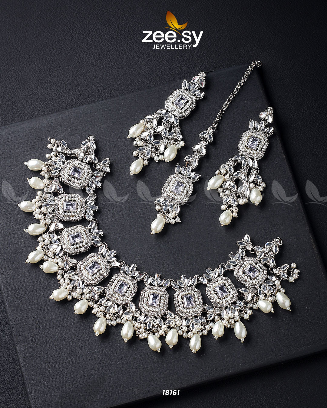 Stephanotis Necklace Set Silver Pearl