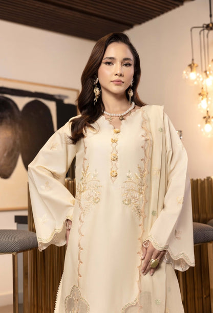 Humdum | Dilkash 25 | Dilkash - D07 M Cream Lawn