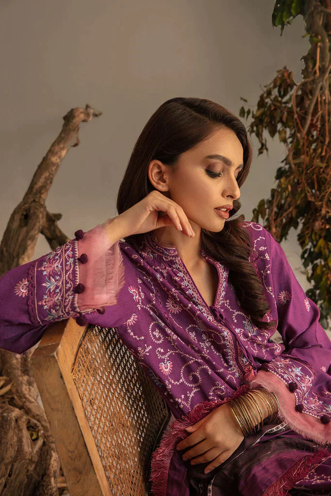 Sobia Nazir | Autumn Winter 23 | 1A - Pakistani Designer Dress - by Sobia Nazir | Type: Luxury - 100% Original at Saira Sultan