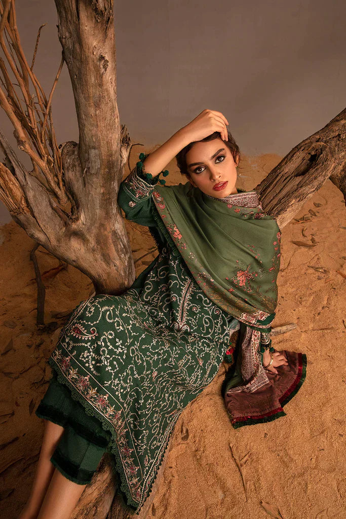 Sobia Nazir | Autumn Winter 23 | 1B - Pakistani Designer Dress - by Sobia Nazir | Type: Luxury - 100% Original at Saira Sultan