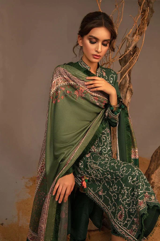 Sobia Nazir | Autumn Winter 23 | 1B - Pakistani Designer Dress - by Sobia Nazir | Type: Luxury - 100% Original at Saira Sultan