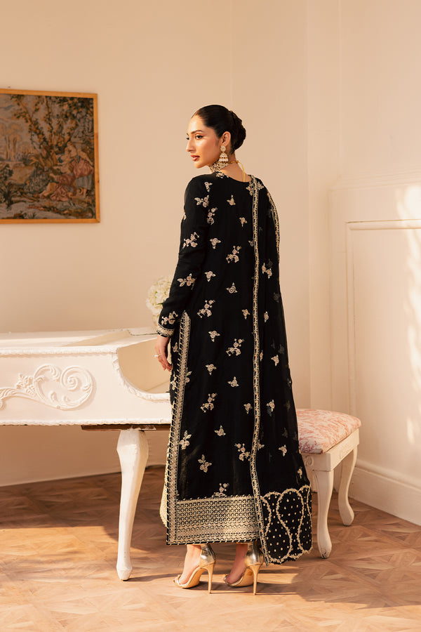 Emaan Adeel I Suave Luxury Formals I SVARA - Pakistani Designer Dress - by Emaan Adeel - Type : Ladies Clothes - 100% Original at Saira Sultan