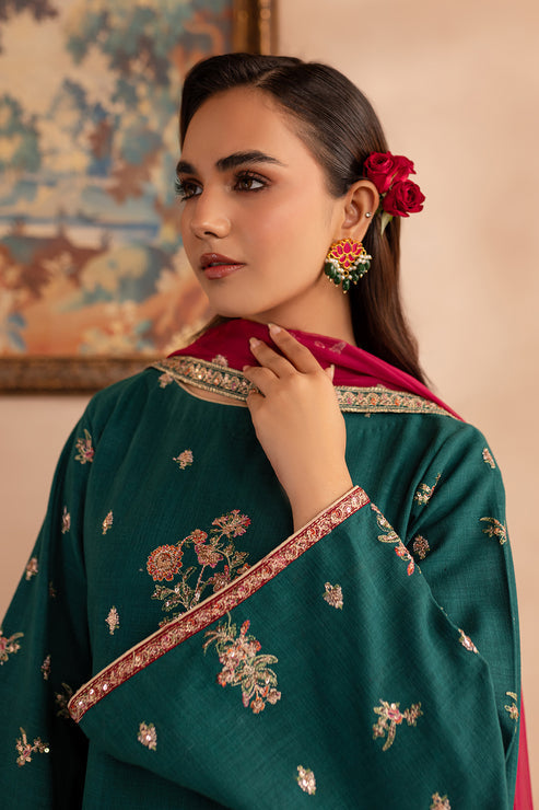 Emaan Adeel | Rangrez Collection | NEELAM M Sea Green Khaddar