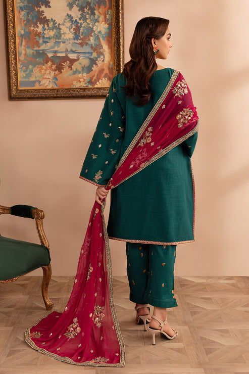 Emaan Adeel | Rangrez Collection | NEELAM S Sea Green Khaddar