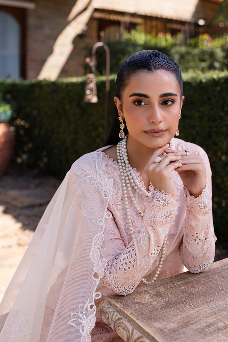Qalamkar | Q Line Lawn 25 | QM-03 Rune L Light Pink Lawn