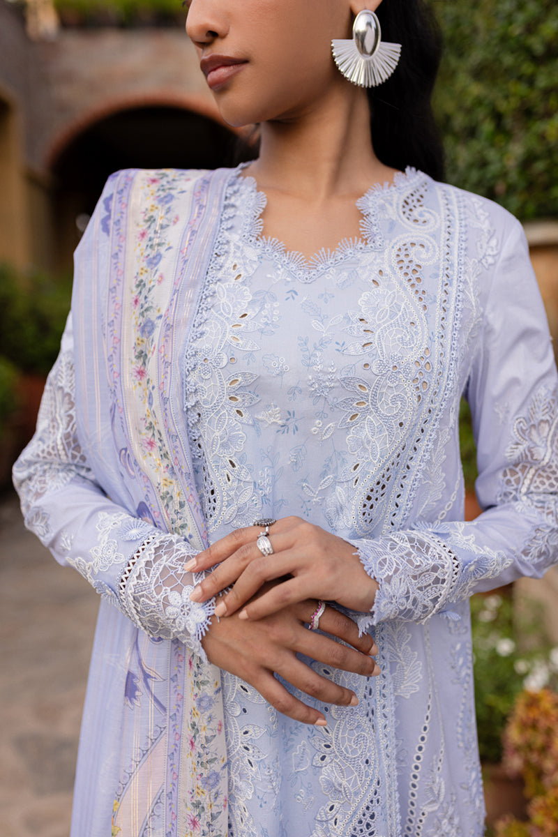 Qalamkar | Q Line Lawn 25 | QM-17 Lyla M Light Blue Lawn