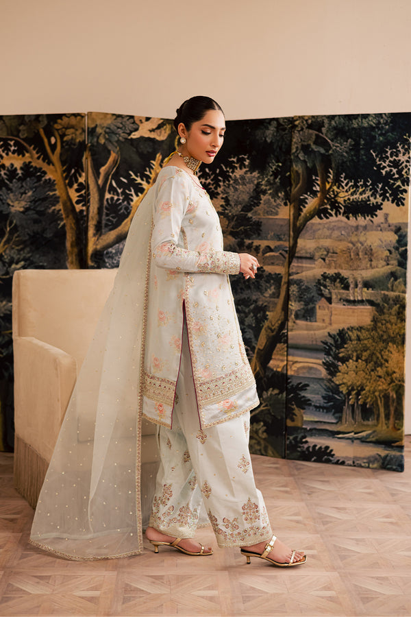Emaan Adeel I Suave Luxury Formals I ELAIN - Pakistani Designer Dress - by Emaan Adeel - Type : Ladies Clothes - 100% Original at Saira Sultan