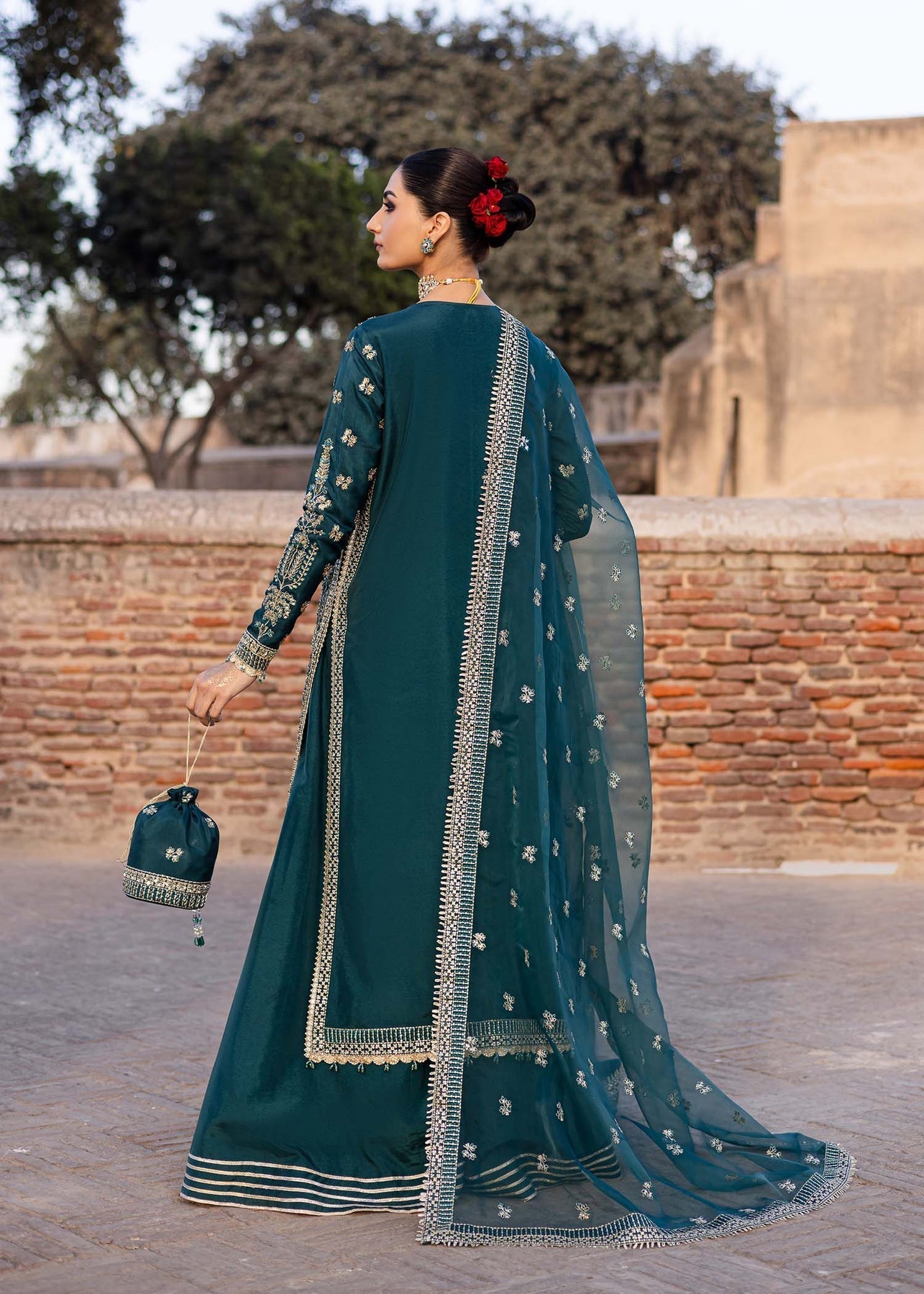 Akbar Aslam | Dastaan Luxury Formals | Nazgul S Sea Green Silk