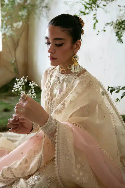 Suffuse | Freeshia Formals 23 | Jahan - Pakistani Designer Dress - by Suffuse | Type: Formal - 100% Original at Saira Sultan