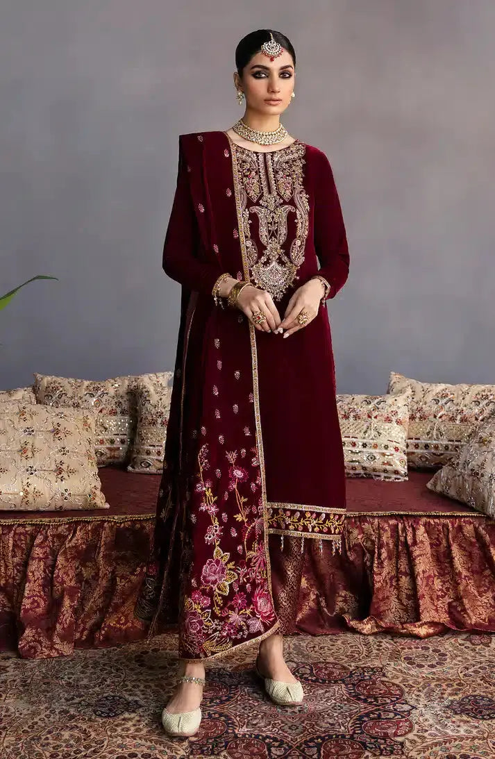 Emaan Adeel | Makhmal Velvet Edition 23 | MK-02 ROSHANAY - Pakistani Designer Dress - by Emaan Adeel | Type: Formal - 100% Original at Saira Sultan
