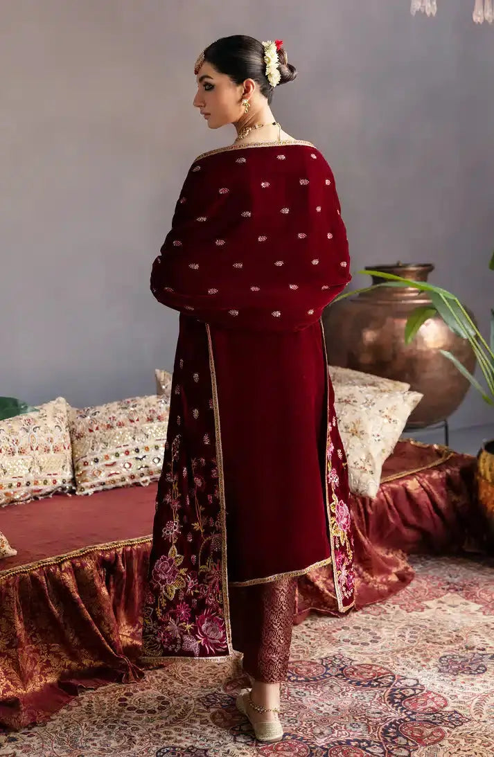 Emaan Adeel | Makhmal Velvet Edition 23 | MK-02 ROSHANAY - Pakistani Designer Dress - by Emaan Adeel | Type: Formal - 100% Original at Saira Sultan