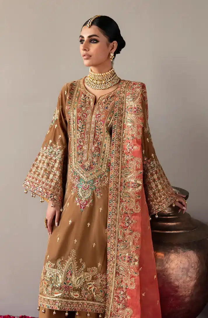 Emaan Adeel | Makhmal Velvet Edition 23 | MK-07 MERAKI - Pakistani Designer Dress - by Emaan Adeel | Type: Formal - 100% Original at Saira Sultan