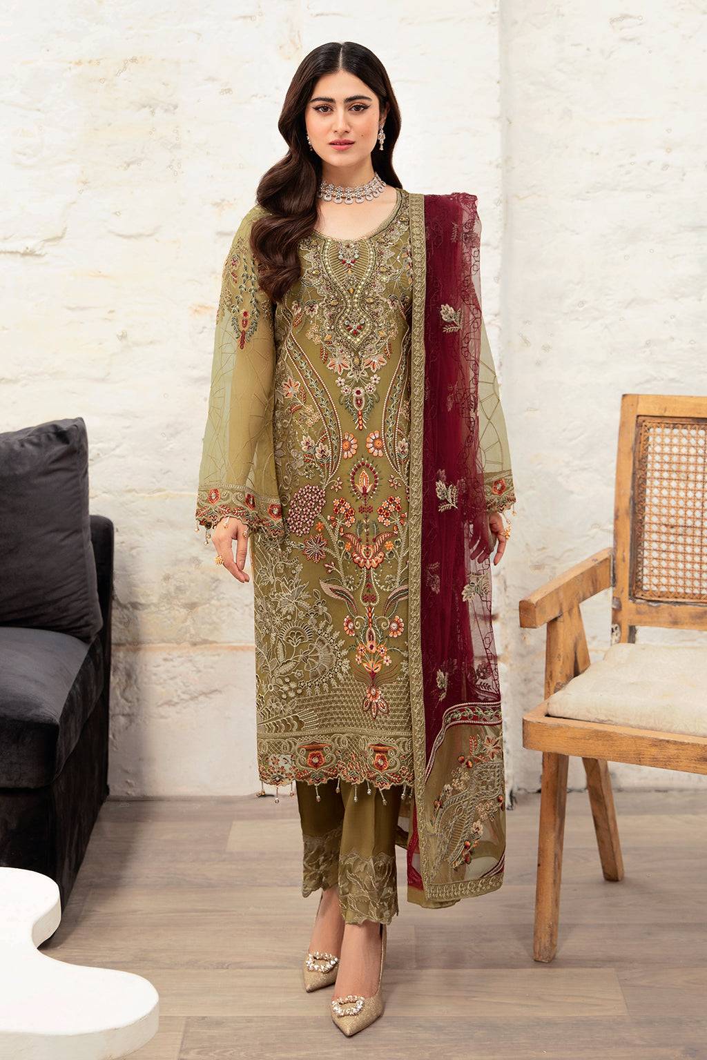 Ramsha | Minhal Organza Collection | M-1010 - Pakistani Designer Dress - by Ramsha | Type: Formal - 100% Original at Saira Sultan