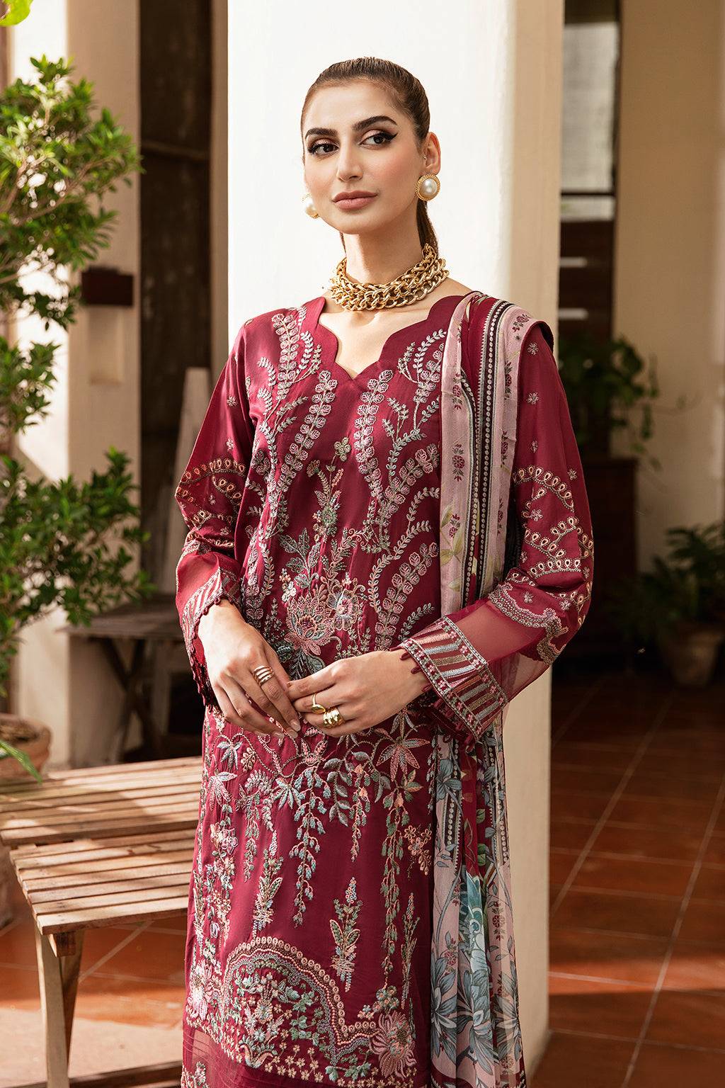 Ramsha | Luxury Lawn 24 | Y-801 - Pakistani Designer Dress - by Ramsha | Type: Casuals - 100% Original at Saira Sultan