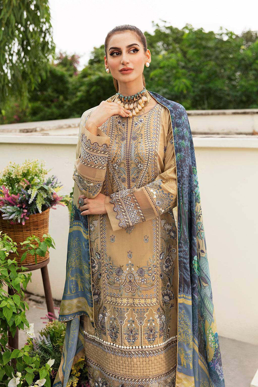 Ramsha | Luxury Lawn 24 | Y-802 - Pakistani Designer Dress - by Ramsha | Type: Casuals - 100% Original at Saira Sultan
