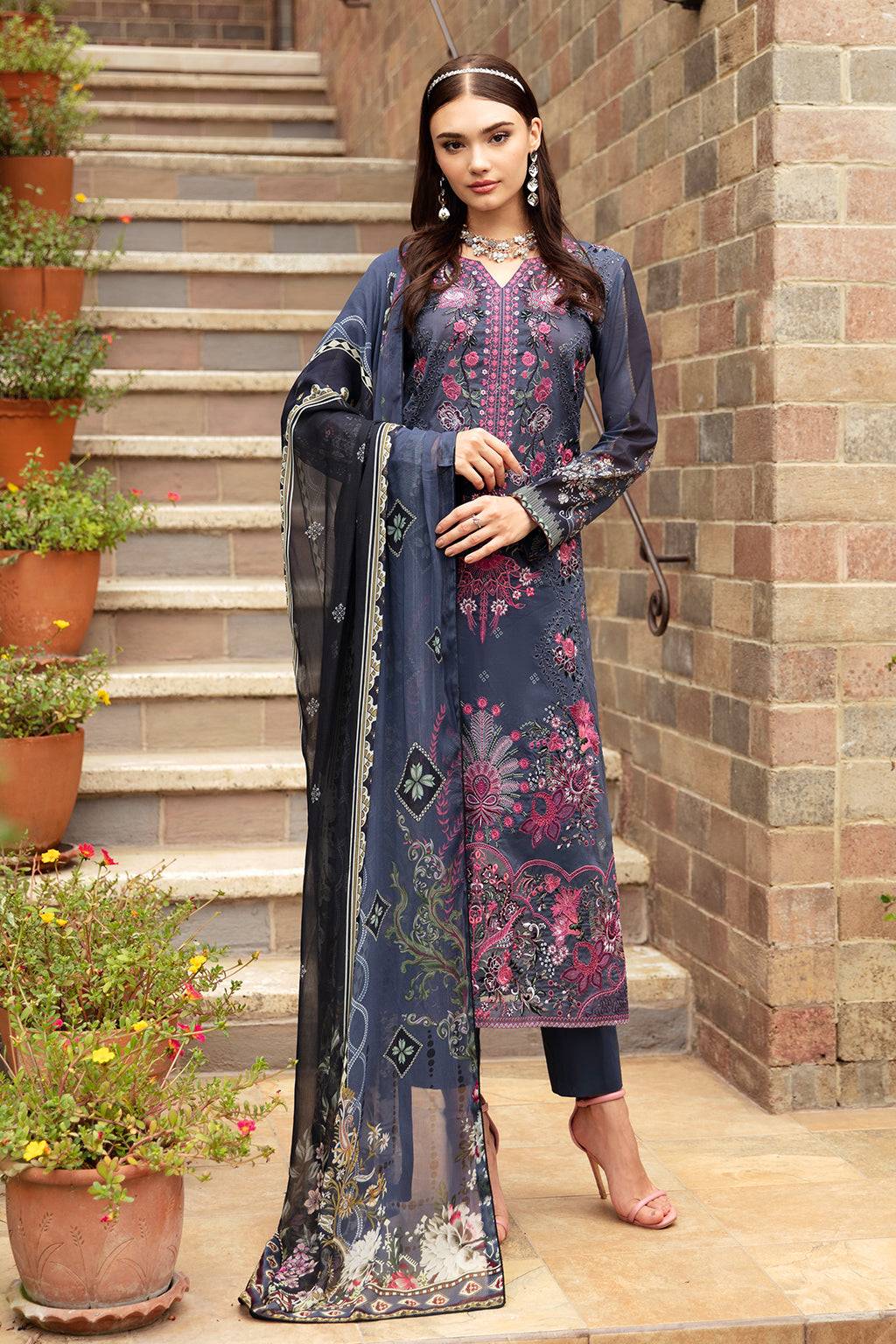 Ramsha | Riwayat Lawn Collection| Y-901 - Pakistani Designer Dress - by Ramsha | Type: Luxury - 100% Original at Saira Sultan