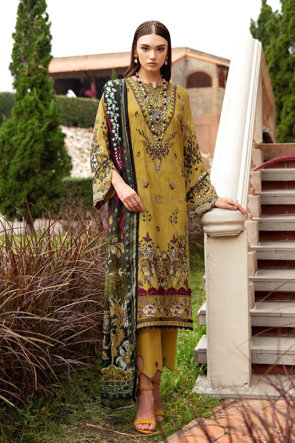 Ramsha | Riwayat Lawn Collection| Y-910 - Pakistani Designer Dress - by Ramsha | Type: Luxury - 100% Original at Saira Sultan