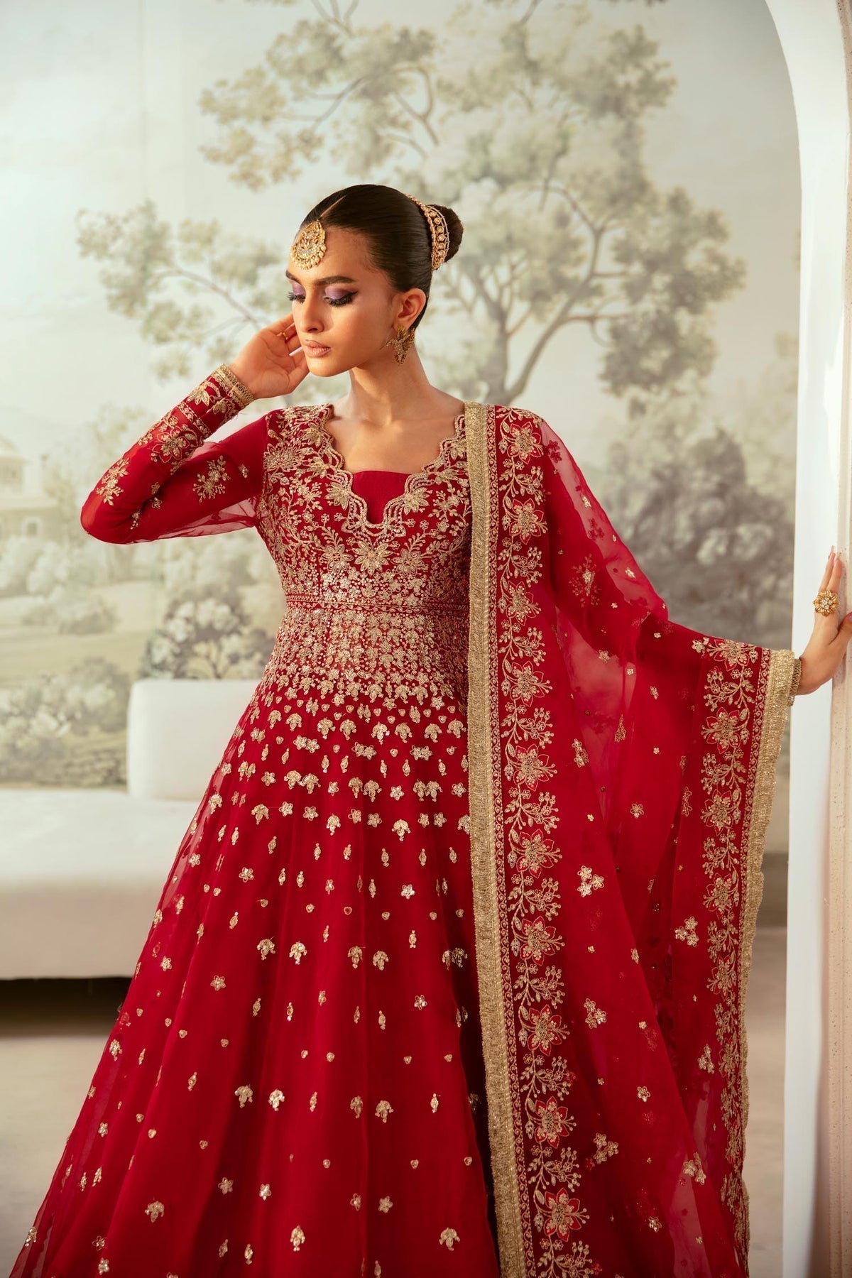 Akbar Aslam | Formal Pret | Sangre L Red Organza