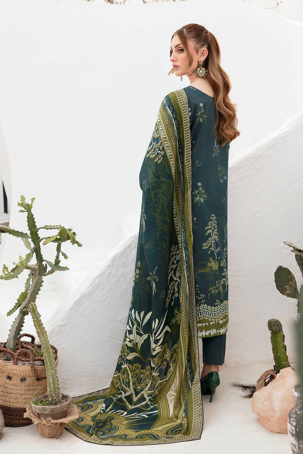 Ramsha | Ghazal Lawn 24 | G-203 - Pakistani Designer Dress - by Ramsha | Type: Luxury - 100% Original at Saira Sultan