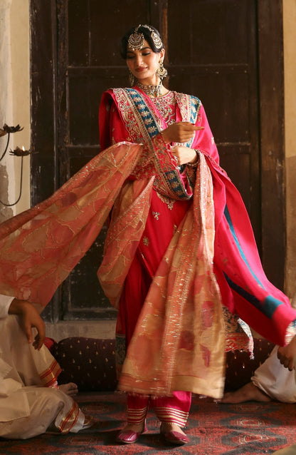 Emaan Adeel | Devdas Formals | SAANVI - Pakistani Designer Dress - by Emaan Adeel | Type: Formal - 100% Original at Saira Sultan