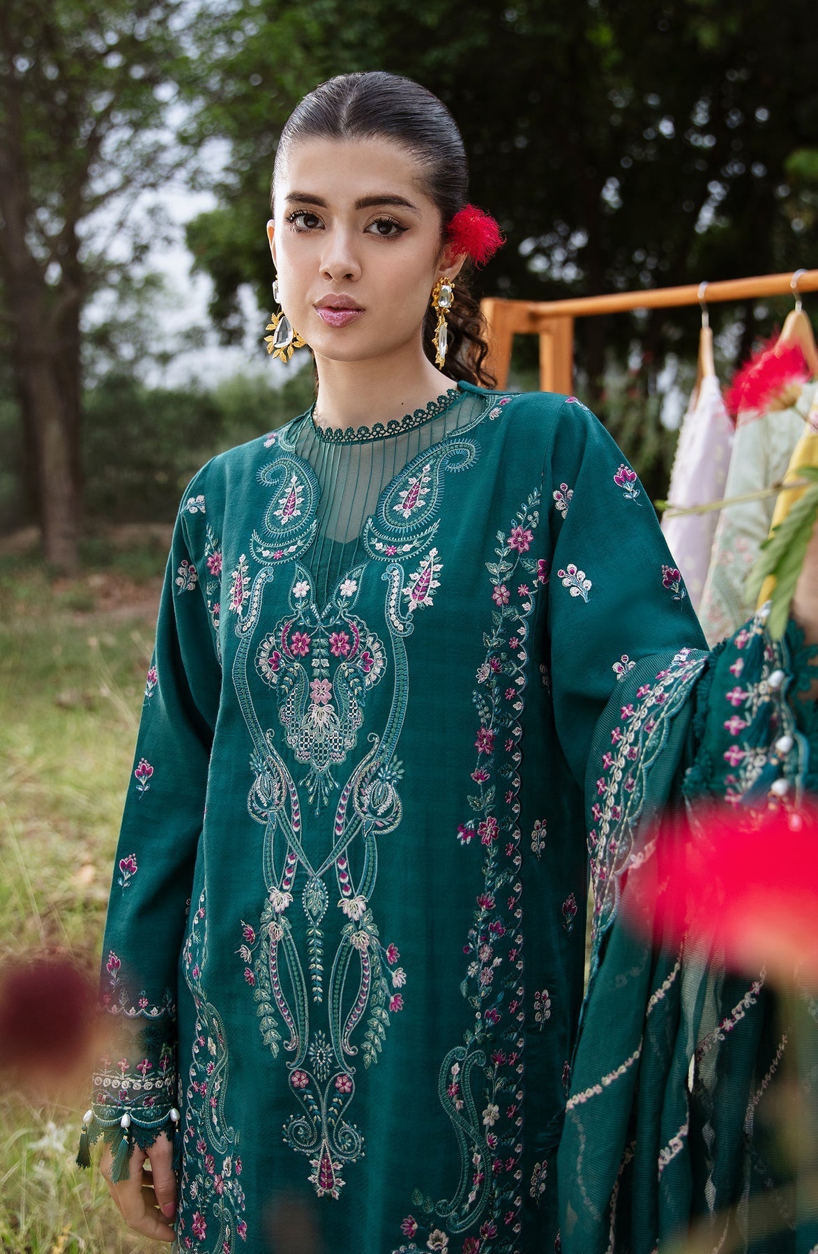 Zevk | Flora Festive Lawn | RELIC XL