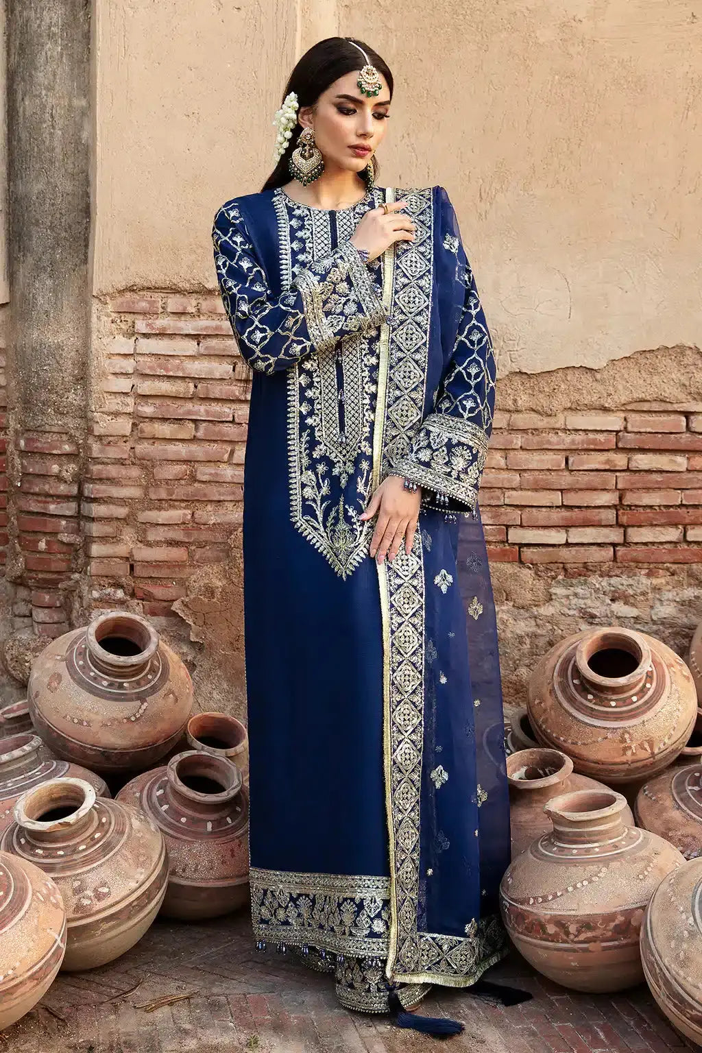 Saad Shaikh | Singhar Festive 23 | Kamari - Pakistani Designer Dress - by Saad Shaikh | Type: Formal - 100% Original at Saira Sultan