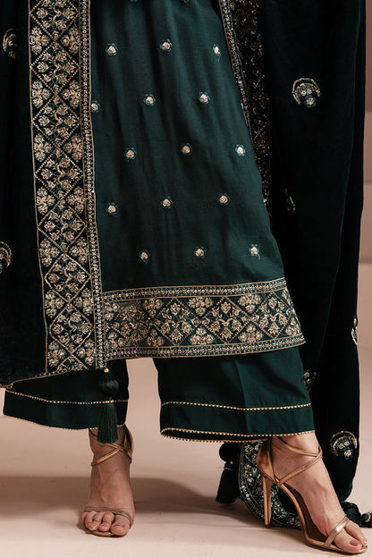 Cross Stitch | Luxe Atelier 25 | EMERALD GRACE