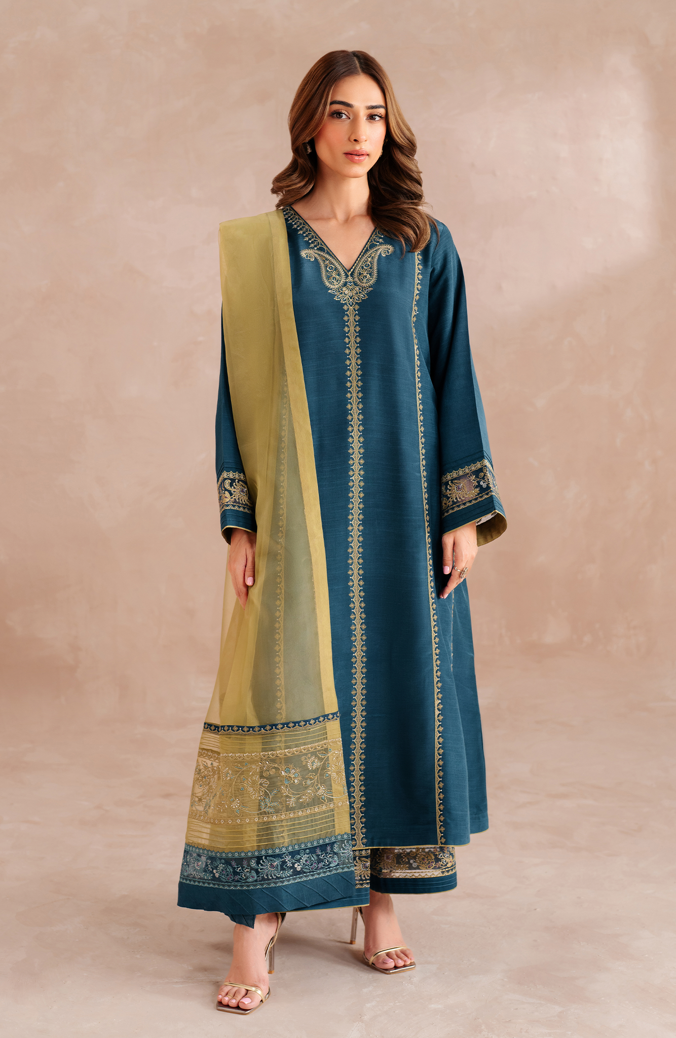 Seran | Eid Luxe Pret 25 | AURIC XS Zinc Raw Silk