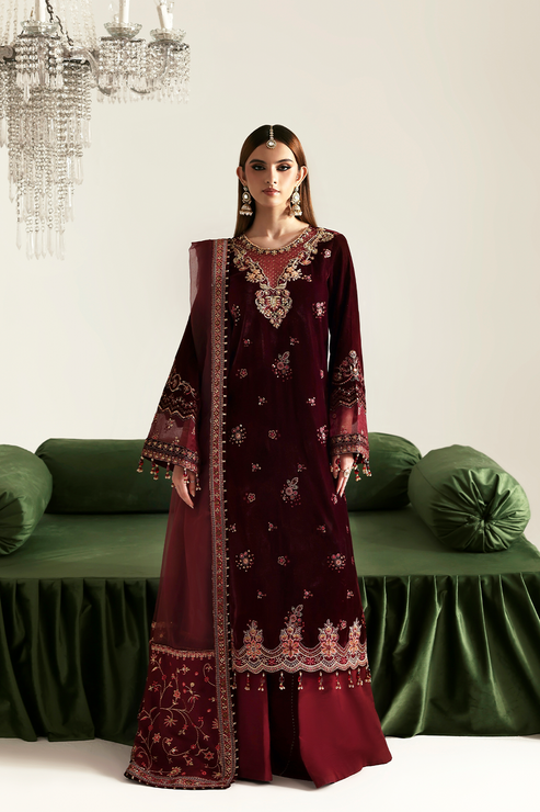 Emaan Adeel | Zarposh Velvet 25 | NADIRA - Pakistani Designer Dress - by Emaan Adeel - Type : Ladies Clothes - 100% Original at Saira Sultan
