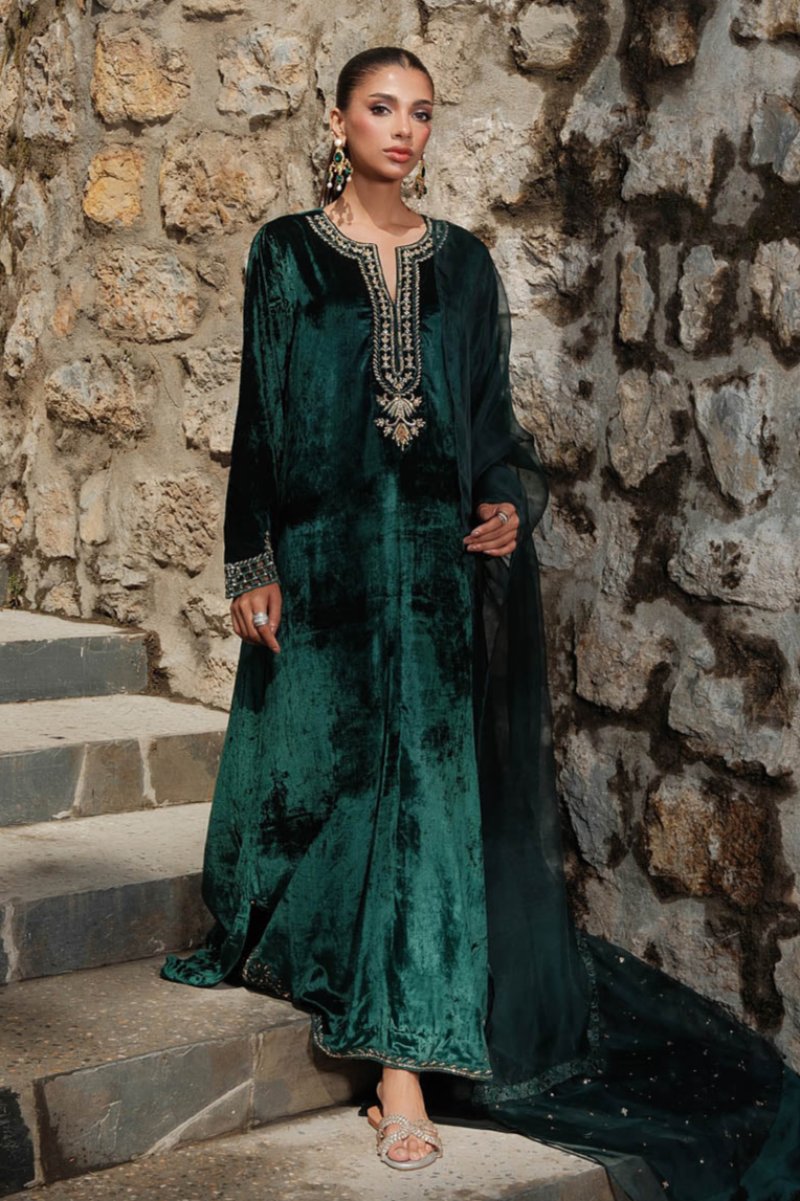 Hue Pret | Farasha Luxury Winter | Yasma XS Emerald Green Pure Velvet