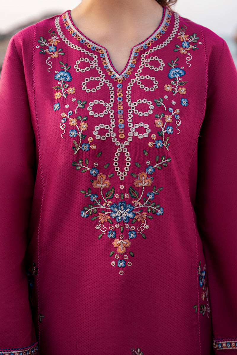 Jazmin | Summer Lawn 25 | USE-9161 M Carmine Lawn