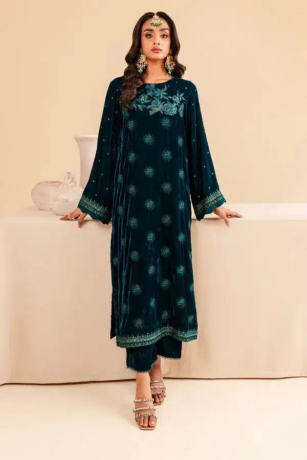 Nureh | Shades of Winter | Zoona - Pakistani Designer Dress - by Nureh | Type: Luxury - 100% Original at Saira Sultan