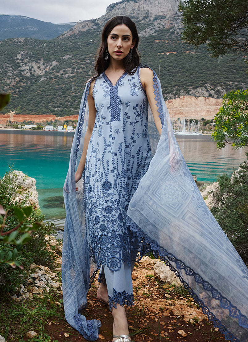 Image | Lawnkari 25 | Zayna S Sky Blue Cotton Lawn