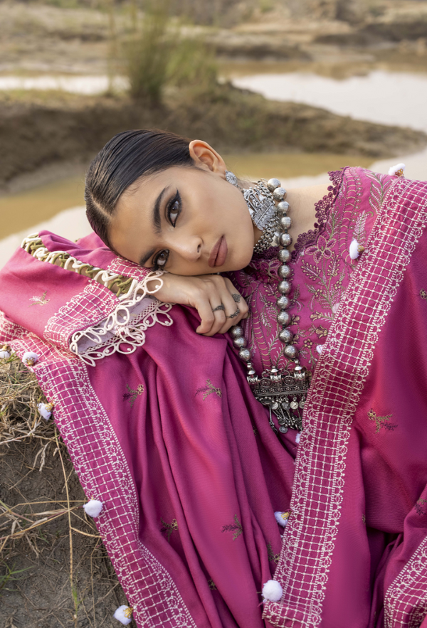 Humdum I Sierra Wool I Sierra-D07 - Pakistani Designer Dress - by Humdum - Type : Ladies Clothes - 100% Original at Saira Sultan