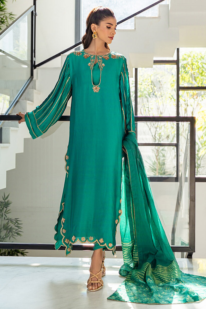 Chic Ophicial | Celenia Pret | Emerald Green L Emerald Green Pure Sheesha Silk