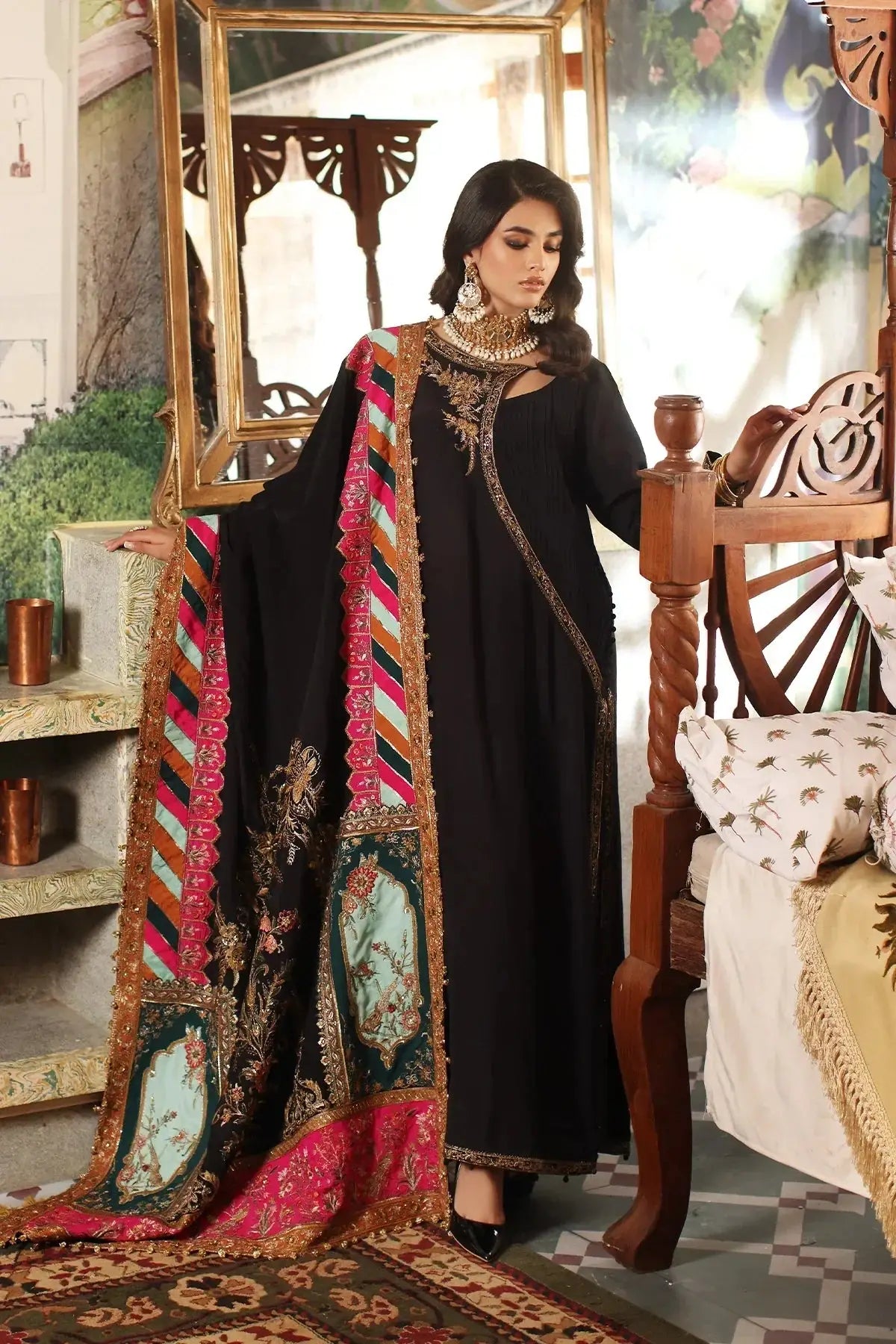 Mina Kashif | Meeral Formals 23 | MKF23-18 - Pakistani Designer Dress - by Mina Kashif | Type: Formal - 100% Original at Saira Sultan