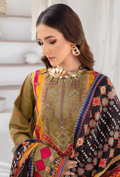 Humdum | Saira Bano Lawn 24 | D06 - Pakistani Designer Dress - by HumDum | Type: Casuals - 100% Original at Saira Sultan