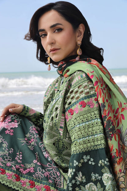 Maryam Hussain | Luxury Lawn 24 | GARDENIA - Pakistani Designer Dress - by Maryam Hussain | Type: Luxury - 100% Original at Saira Sultan