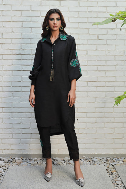 Wardha Saleem | Luxury Pret Traditional Wear | NOYA XS Black Korean Raw Silk