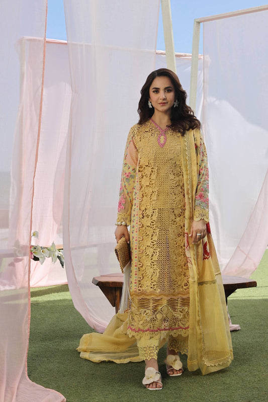 Maryam Hussain | Luxury Lawn 24 | TROPICA - Pakistani Designer Dress - by Maryam Hussain | Type: Luxury - 100% Original at Saira Sultan