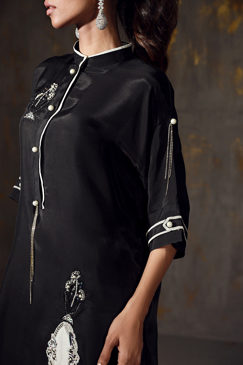 Wardha Saleem | Luxury Pret Fusion Wear | EVA M Black Crepe Silk