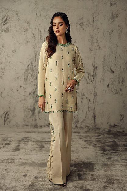 Wardha Saleem | Luxury Pret Traditional Wear | HANA XL Cream Korean Raw Silk