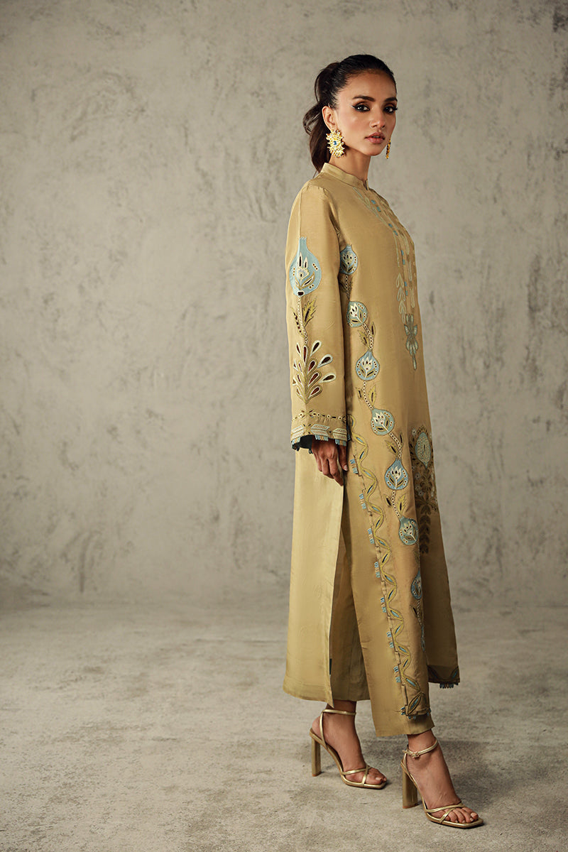 Wardha Saleem | Luxury Pret Traditional Wear | AMANI XL Gold Pure Raw Silk