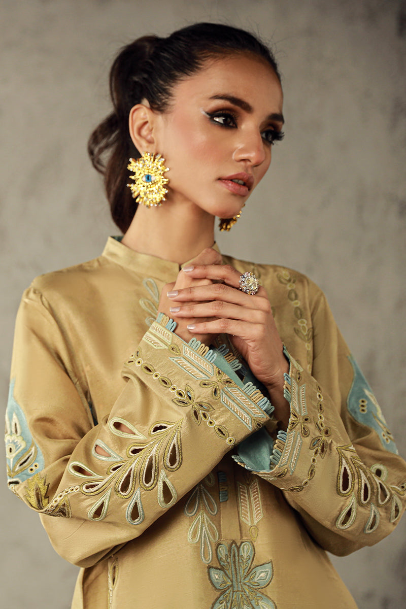 Wardha Saleem | Luxury Pret Traditional Wear | AMANI M Gold Pure Raw Silk