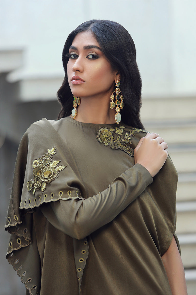 Wardha Saleem | Luxury Pret Fusion Wear | SAGE XL Sage Green Velvet Silk