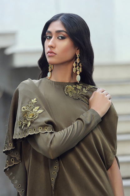 Wardha Saleem | Luxury Pret Fusion Wear | SAGE XL Sage Green Velvet Silk