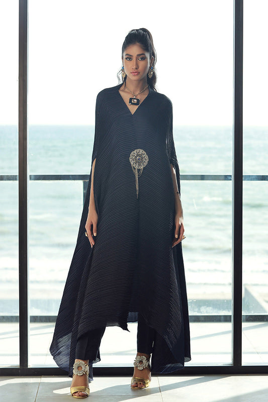 Wardha Saleem | Luxury Pret Fusion Wear | NAOMI (2PC) XS Navy Blue Silk